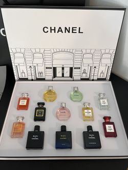 【Best Gift🎁】Brand new with box and bag. bulk buyers are welcome!