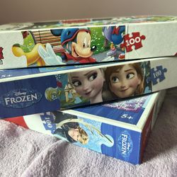 100 Puzzles Frozen Mickey Mouse