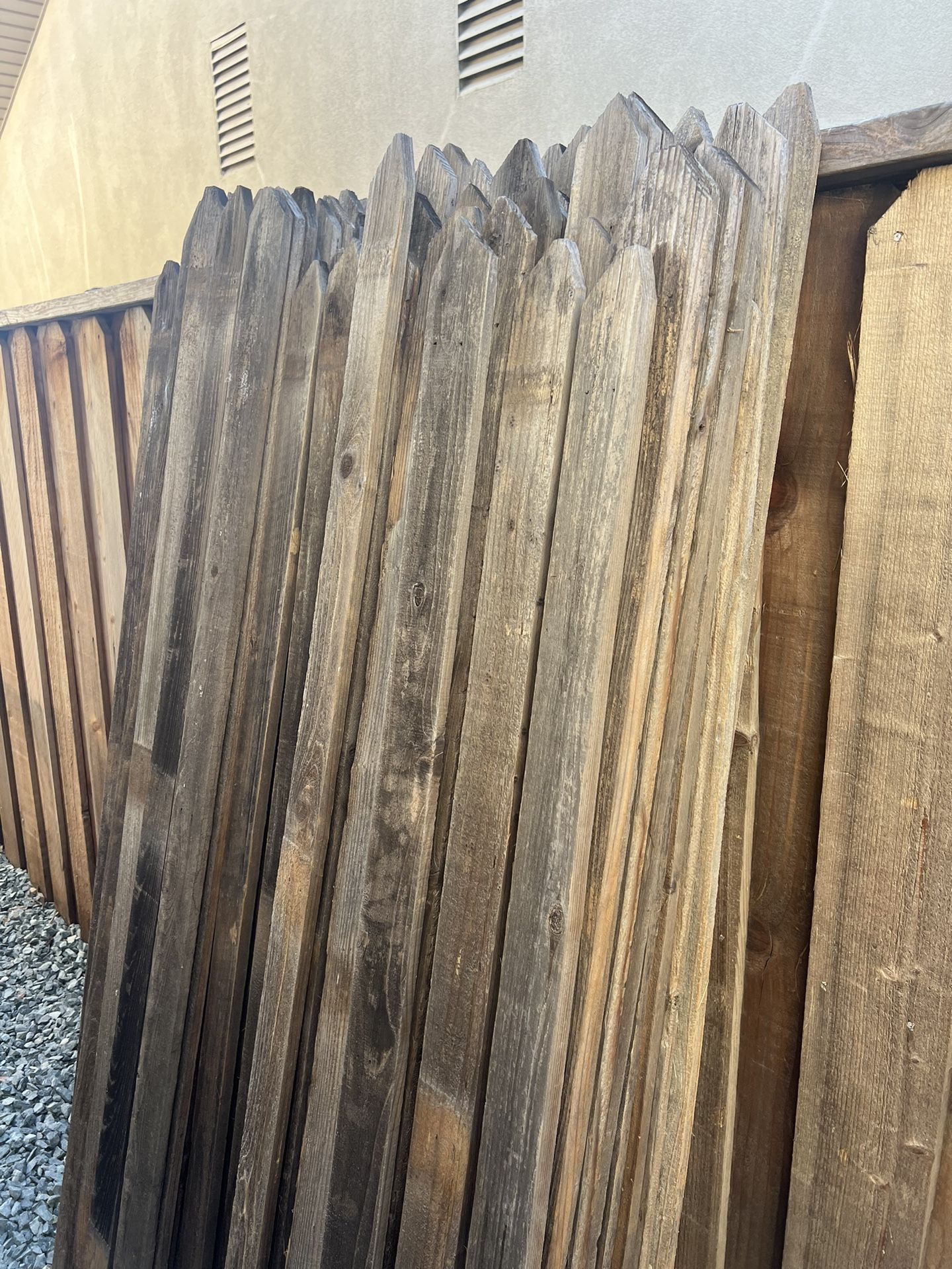 Redwood Pickets - Used