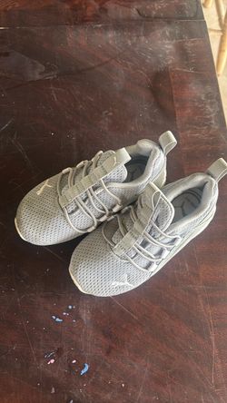 Unisex kid pumas