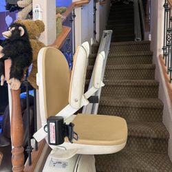 2 Acorn Stairlift Chairs Excellent Condition 