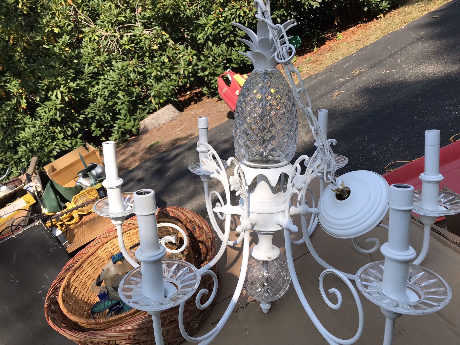Chandelier with pineapple