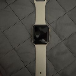 Apple Watch Rose Gold 44mm Series 4