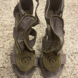 High Heels Size 8
