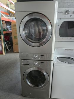 Washer and Dryer Set LG Trom
