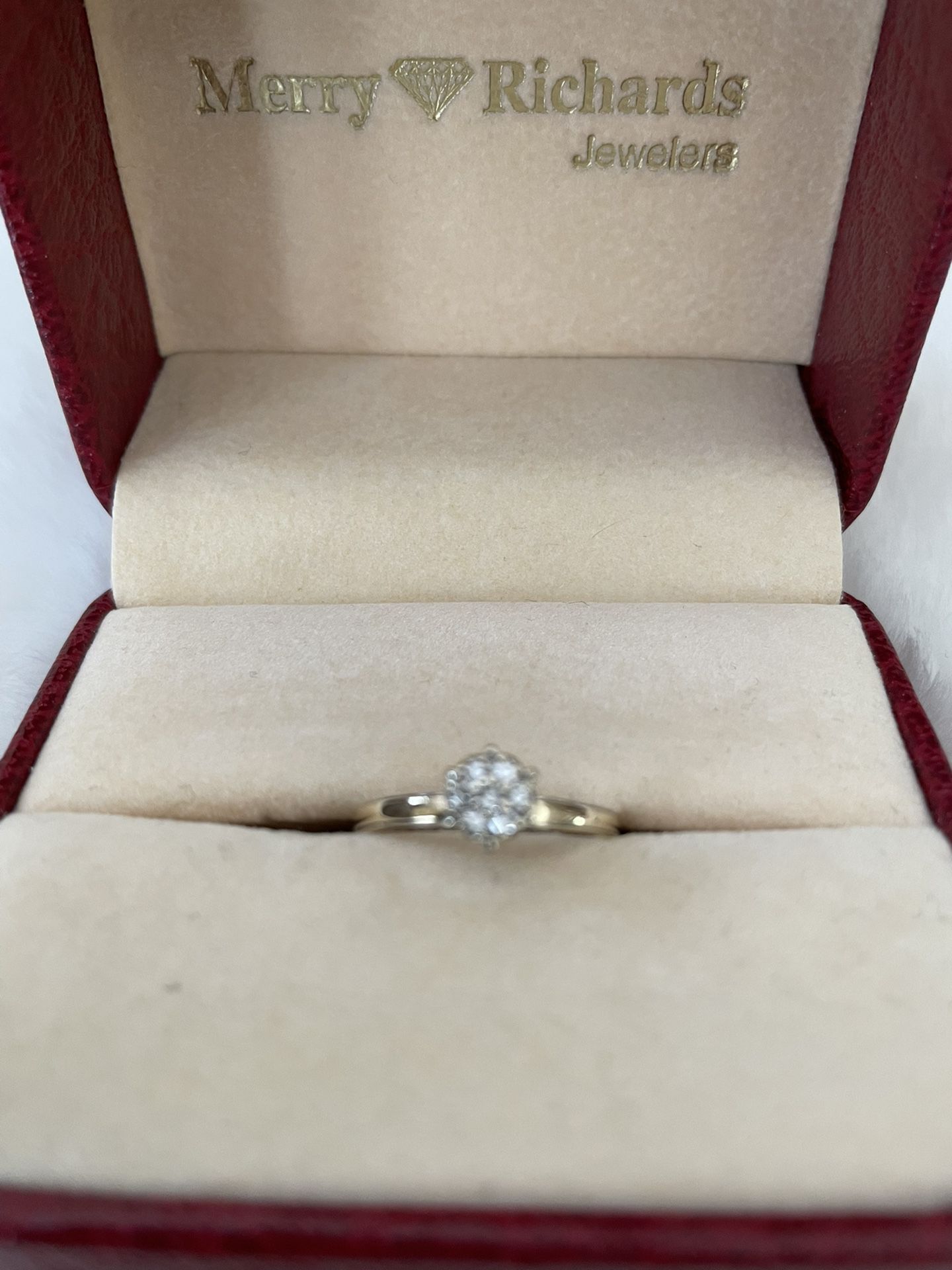 Diamond Engagement Ring Sz 6-7 14 K Gold 3/4 Carat Cluster, Beautiful! 