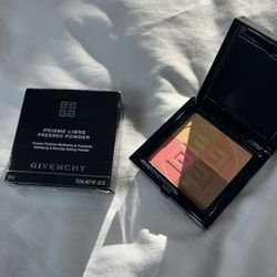 Giverchy Pressed powder 