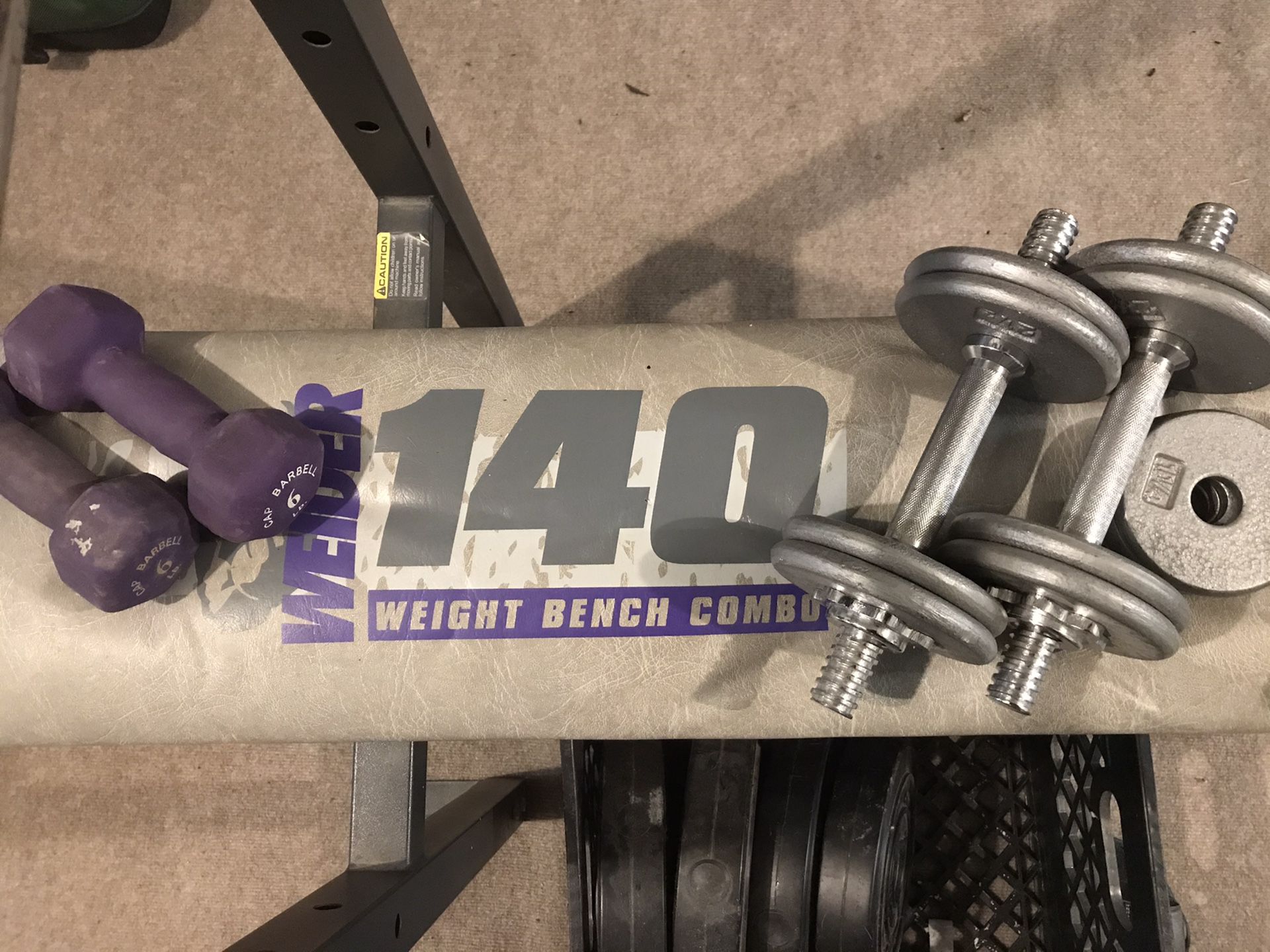 Full weight set! Bench, bar, belt, 100lbs + 30lb free weight set, leg curl extension, 6lb hand weights. Delivery possible for additional charge. Gent