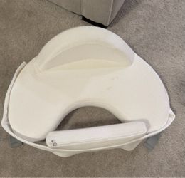 Nursing pillow