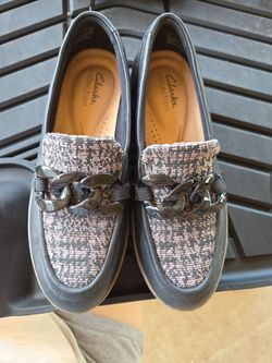 BNIB Clarks Collection Zylah May Women's Loafers - Size 6.5