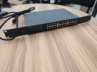 TP-Link TL-SG1024S 24-Port Gigabit Switch