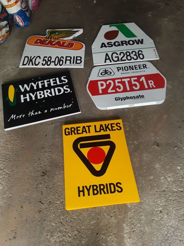 Various Different Farm Agriculture Signs For Sale In Wheaton Il