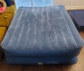 FREE Aero bed- READ