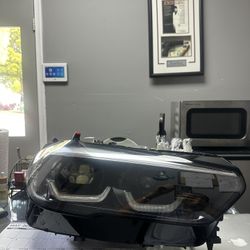 BMW X5 G05/ X6 G06 PRE LCI OEM ORIGINAL RIGHT PASSENGER LED HEADLIGHT HOUSING 2019-2023