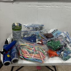 Bulk Lot Round And Twisting Ballons And Pumps 