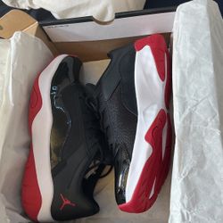 Air Jordan 11 CMFT Low