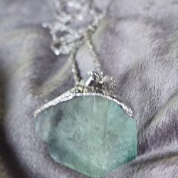 925 Sterling Silver Starry Chain Necklace And Green Fluorite Pendant 


