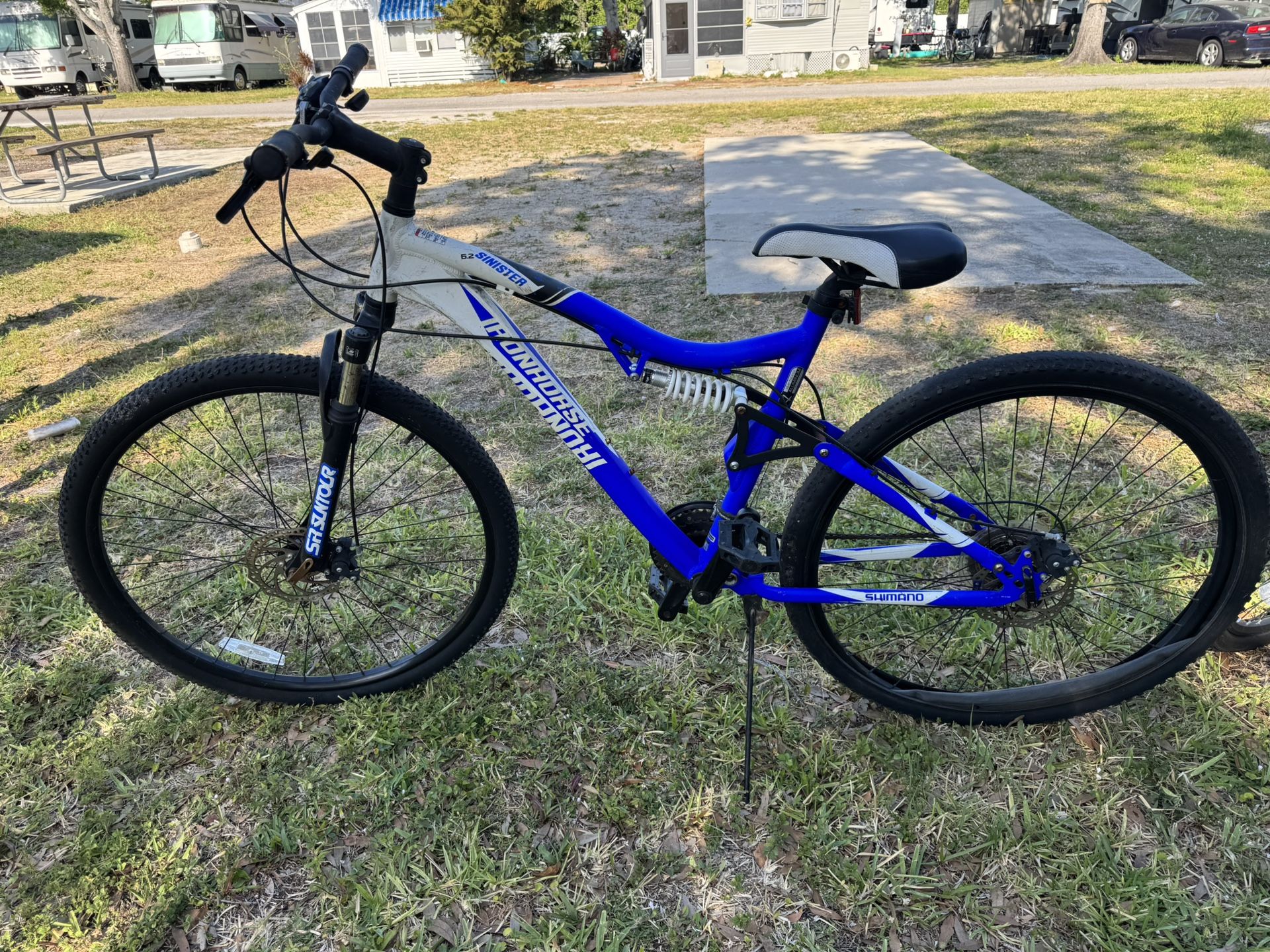 Iron horse sinister 6.2 Mountain bike
