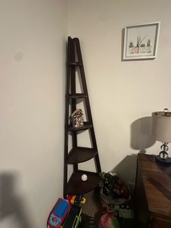 Corner stand