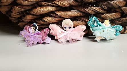 Babies/ girls 3 color hair clips- 3 for $5