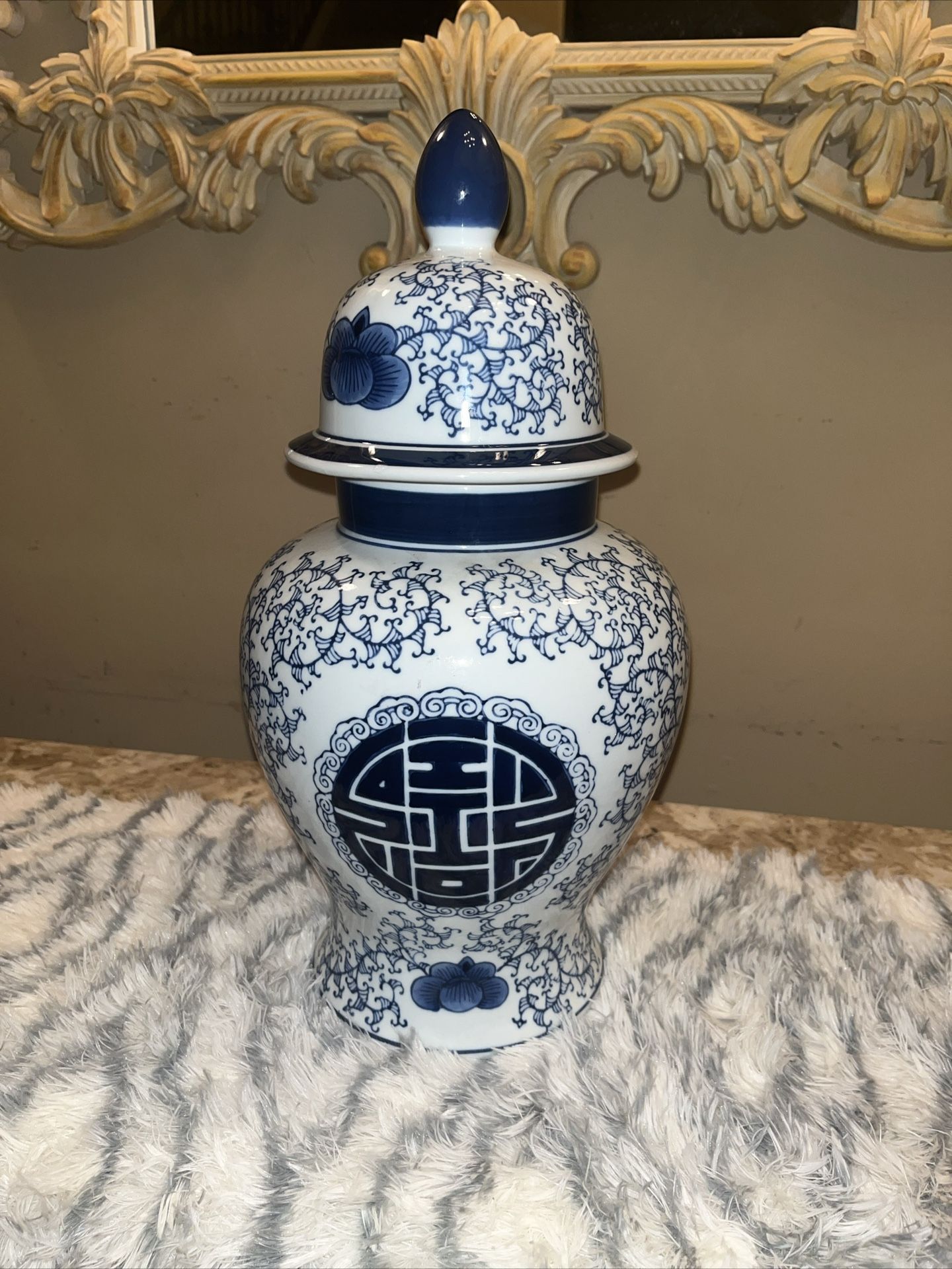 Large Vintage Bombay Ginger Jars Blue And White Dragons 16.5”H Stunning Piece
