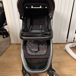 Stroller / Carriola 