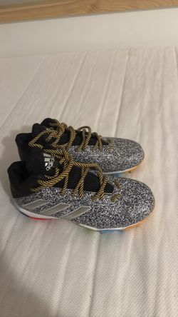 Adidas cleets kids