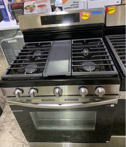 Samsung Stainless Steel Gas Range with Griddle, Take it Today Pay Later Ask for Details!