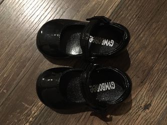 Size 4 Gymboree black Mary Jane like new