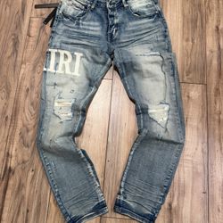 Amiri Jeans 