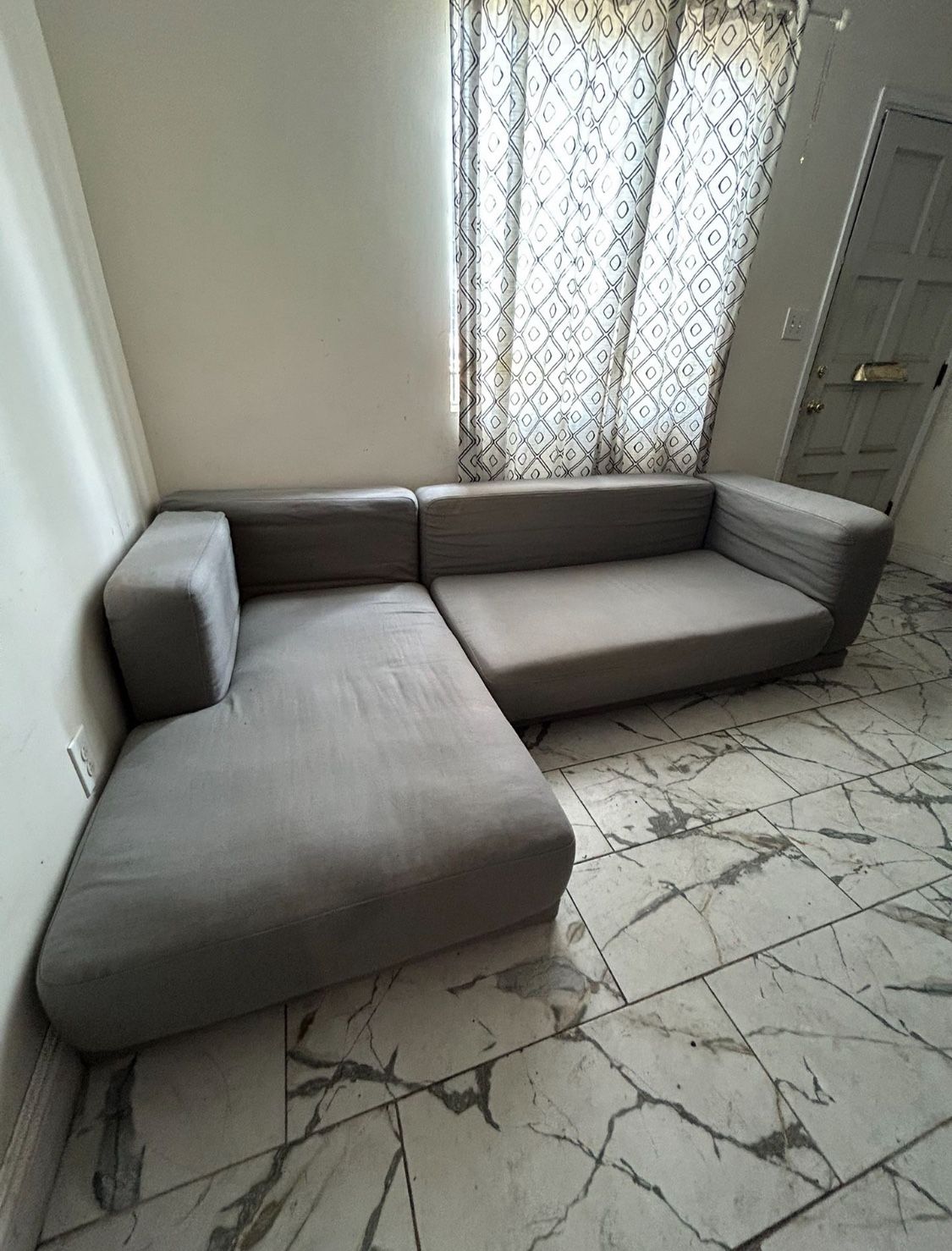 Sectional Couch FREE DELIVER