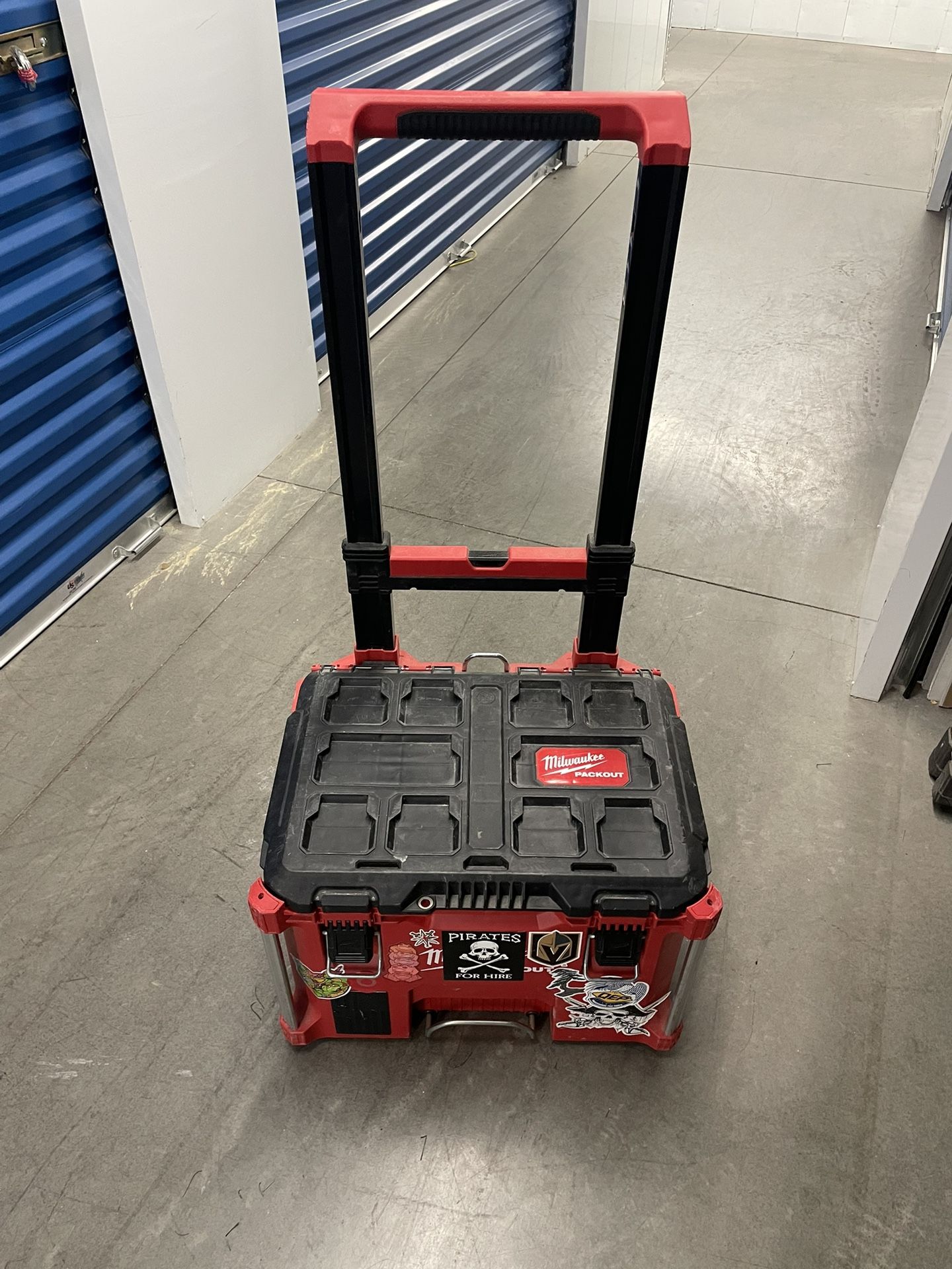 Milwaukee Rolling Box Packout