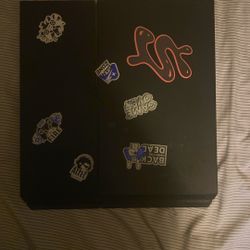 Play Station 4