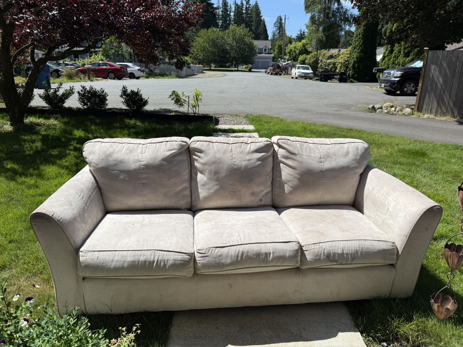 Free Couch