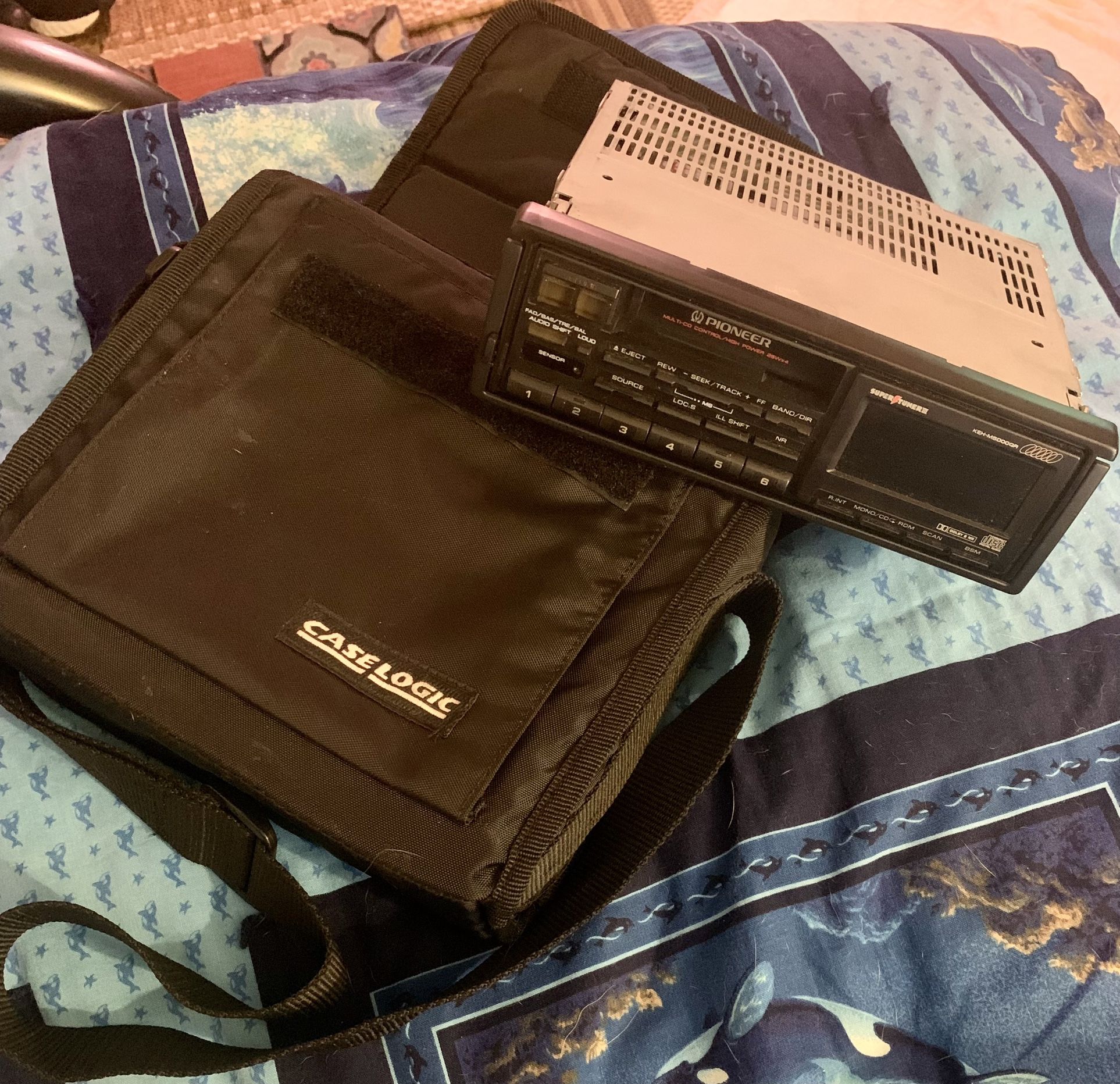 Vintage Pioneer KEH-M5000QR car stereo cassette, removable with case