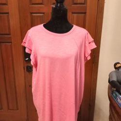 TORRID SUPER SOFT KNIT TEE SIZE 3