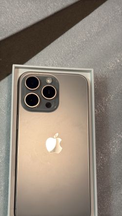 iPhone 15 PRO MAX Size 512GB Storage UNLOCKED