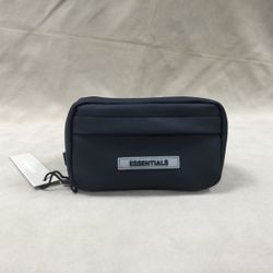 Men’s Essentials Sling Bag In Dark Slate/Stretch Limo/Black