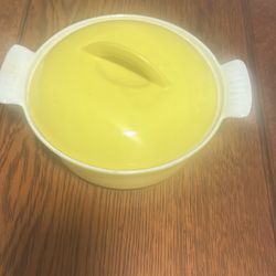 Descoware  Cast Iron enamel casserole dish Vintage