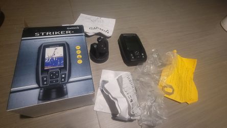 Garmin STRIKER Fishfinder New In Box