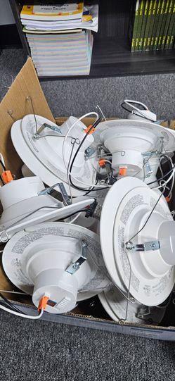 LED Retrofit Recessed Downlights – Lot