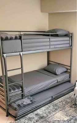Bunk bed