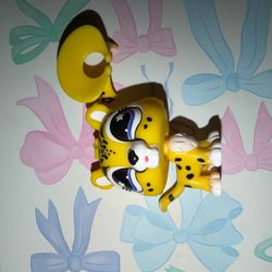 Yellow leopard lps with cape