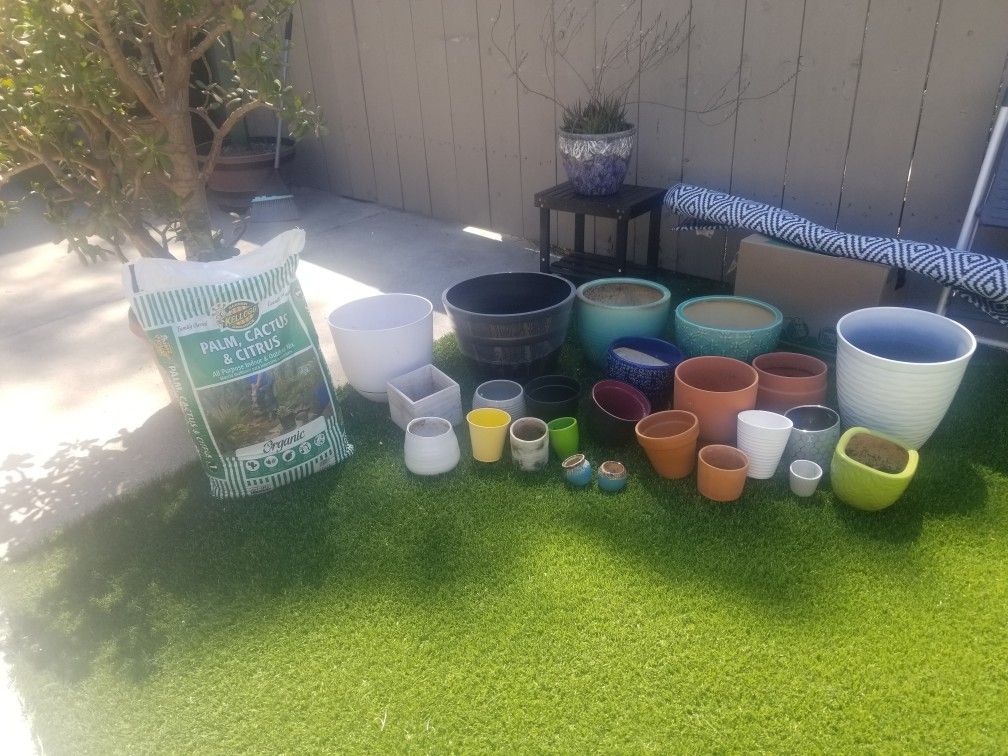 Pots, Pots and Plant soil