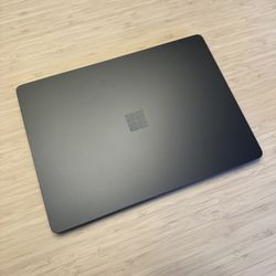 Microsoft Surface Laptop 7th Gen 15in