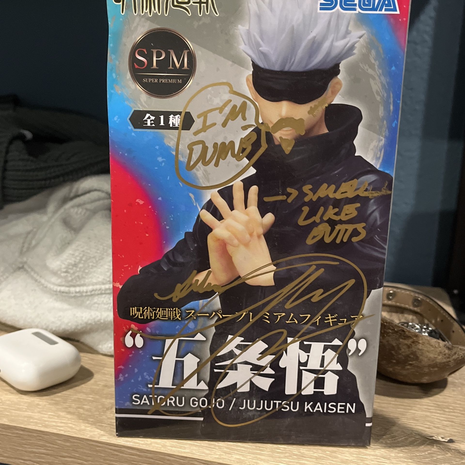 Gojo Satoru Statue With Box Signed By sukuna English Voice Actor