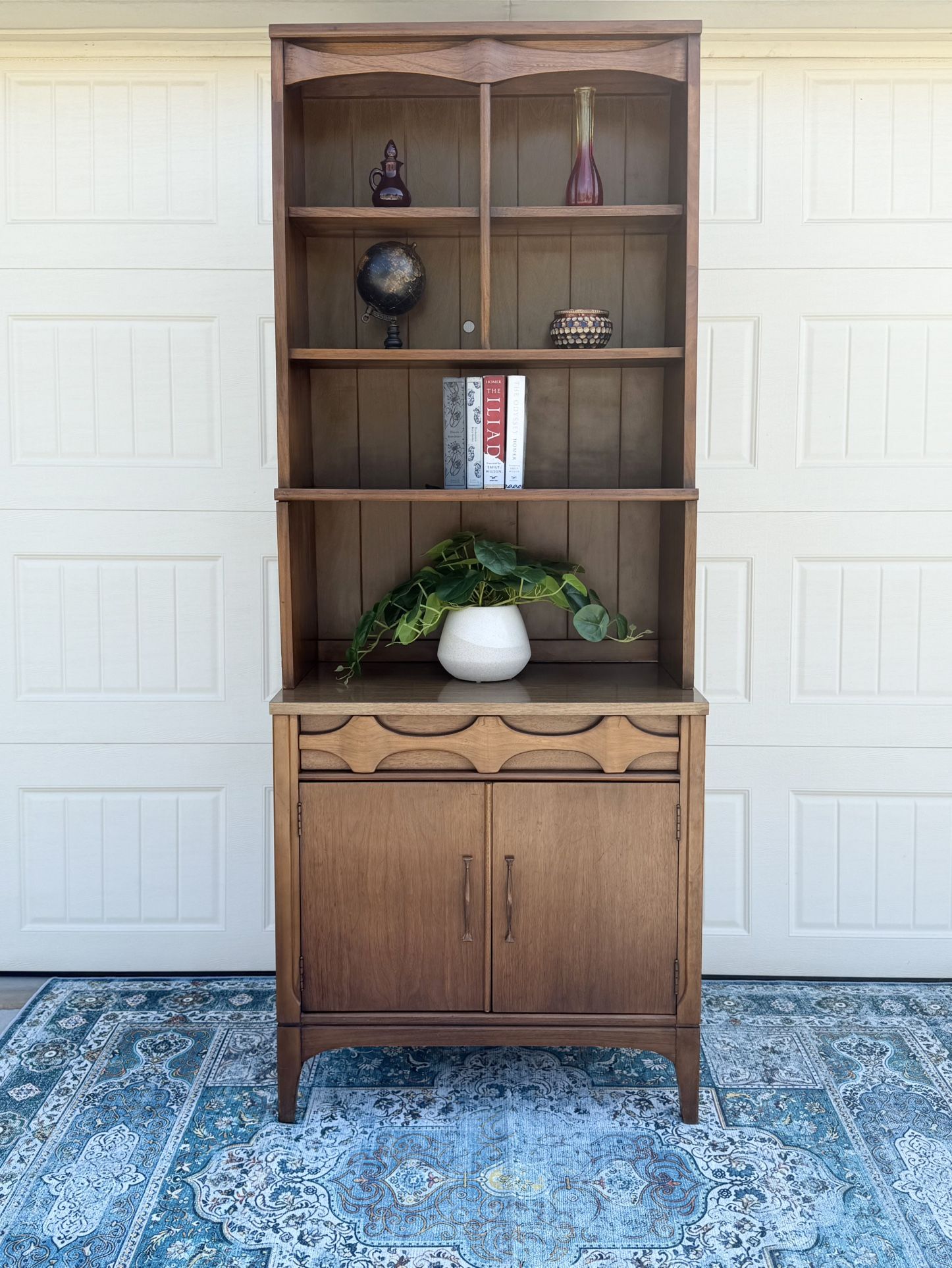 Refinished MCM Hutch by H.L. Hubbell Manufacturing Co. (1960s) - Walnut 