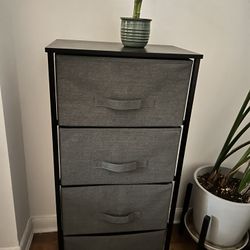 Dresser, Lightweight And Spacious