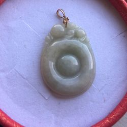 Certified A jadeite jade light green color carved pendant 18 Kt yellow gold bail