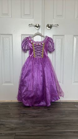 Costume dress